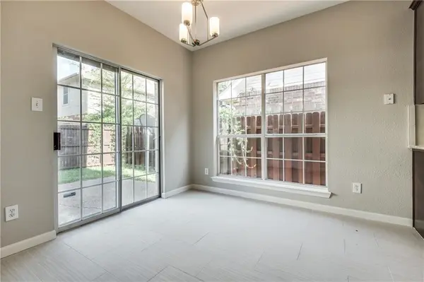 9401 Abbey Road, Irving, TX 75063