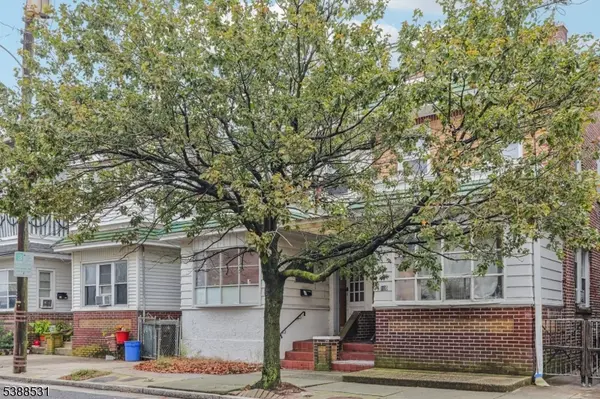 107 Saint Davids Pl, Atlantic City, NJ 08401