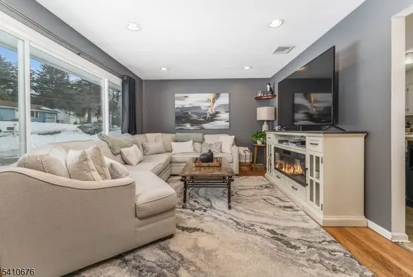 69 Beavers St, High Bridge Boro, NJ 08829