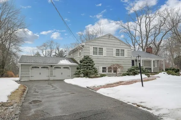 6 Wyndwood Rd, Morris Plains Boro, NJ 07950