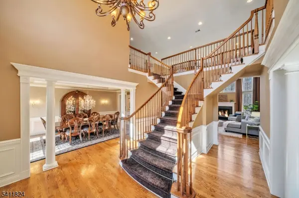 28 Arbor Rd, North Caldwell Boro, NJ 07006