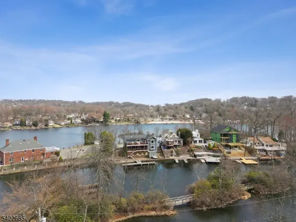 301 Kingsland Rd, Roxbury Twp., NJ 07850