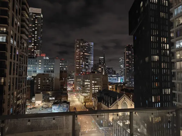 77 Shuter ST #1613, Toronto C08, ON M5B 0B8