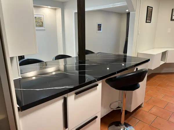 156 Observatory LN, Richmond Hill, ON L4C 8K8