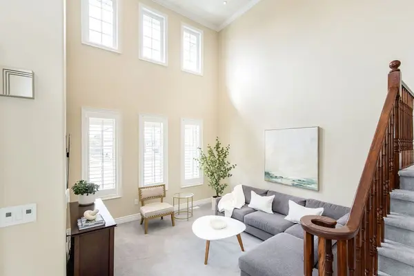 11 Dance ST, Collingwood, ON L9Y 0H4