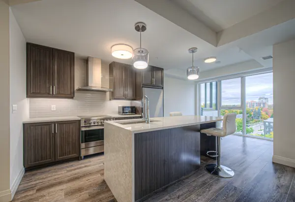 500 Brock AVE #705, Burlington, ON L7S 0A5