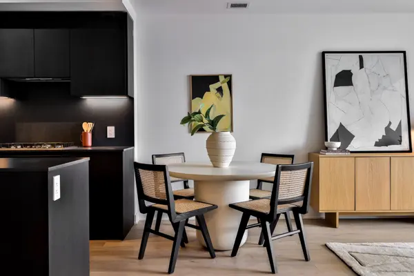 2720 Dundas ST W #PH 6, Toronto W02, ON M6P 1Y2