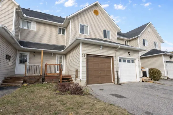 240 Mississippi CT #12, Carleton Place, ON K7C 4R1