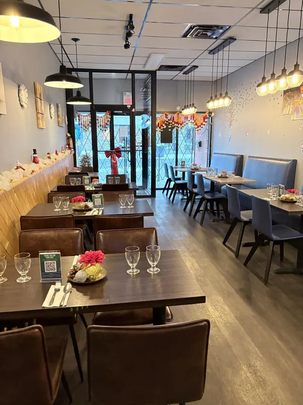 198 DUNDAS ST, London East, ON N6A 1G7