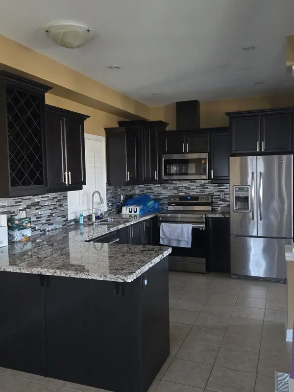 60 Guest ST, Hamilton, ON L9K 0G5