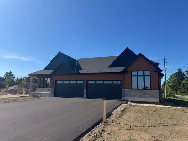 3 Boynton CT, Blue Mountains, ON N0H 2P0