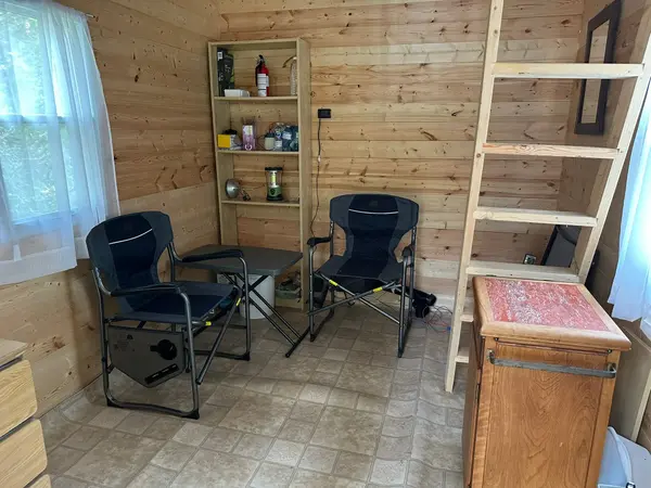 77 GRINDSTONE RD, Magnetawan, ON P0A 1Z0