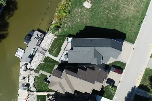 23 Sauble River RD, Lambton Shores, ON N0M 1T0