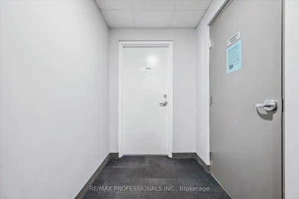 318 Spruce ST #2103, Waterloo, ON N2L 0E9