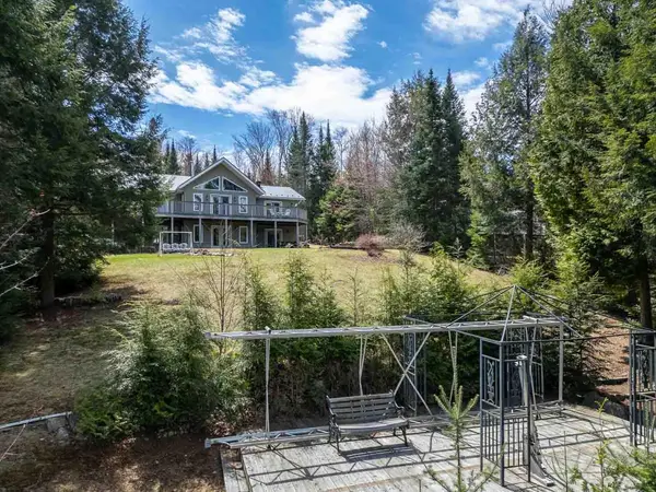 1889 South Horn Lake RD, Magnetawan, ON P0A 1P0