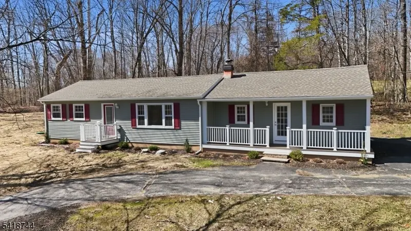 25 County Road 521, Hampton Twp., NJ 07860