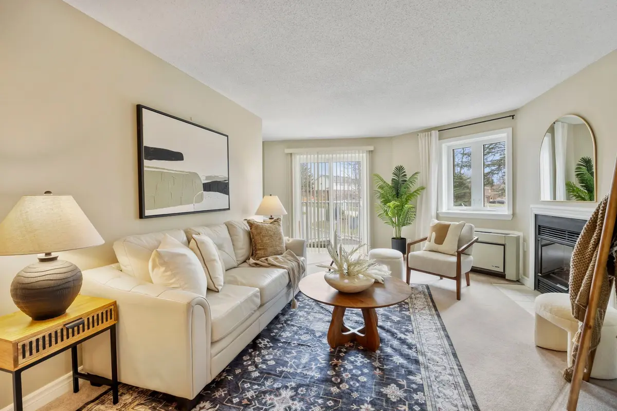 189 Lake Driveway N/A W #217, Ajax, ON L1S 7J1