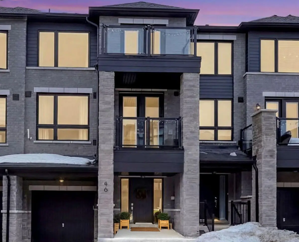 46 Spry LN, Barrie, ON L9J 0N6