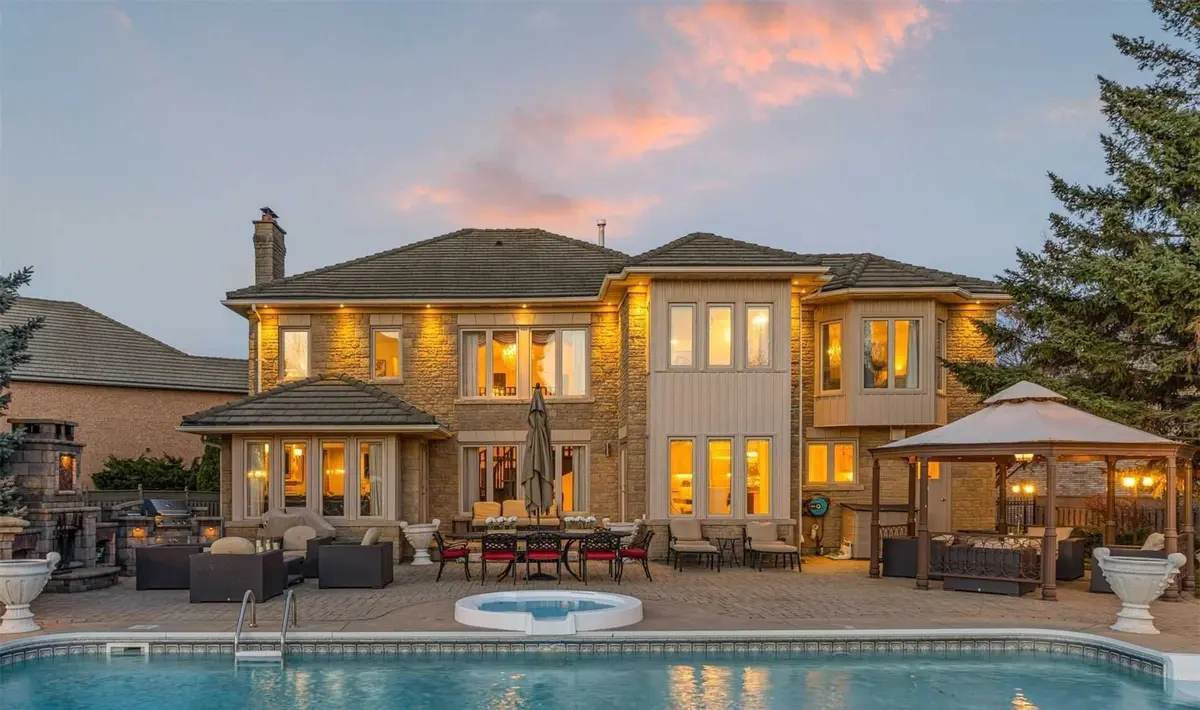 5128 Elderview CT, Mississauga, ON L5M 5A9