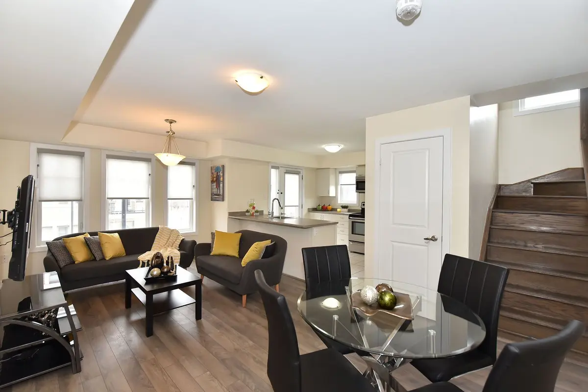 100 Parrotta DR #89, Toronto W05, ON M9M 0B5