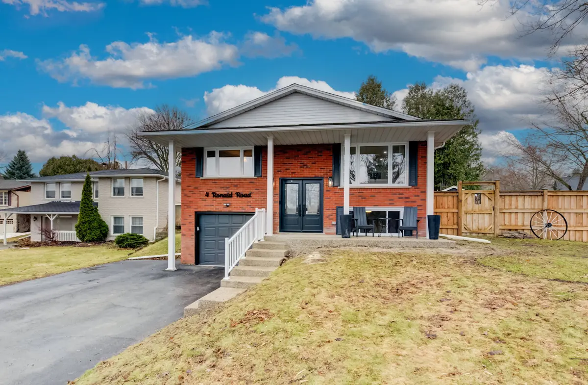 4 Ronald RD, Cambridge, ON N1S 4N1