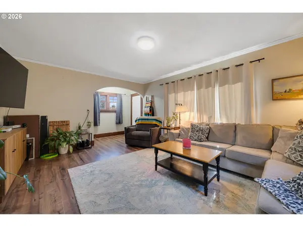 2410 3RD ST, Tillamook, OR 97141