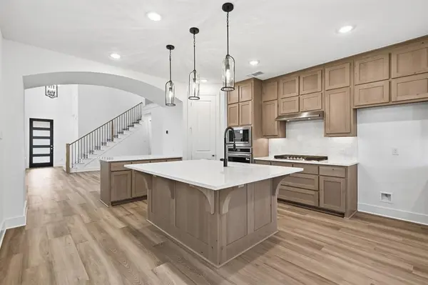 817 Stone Grove Road, Lavon, TX 75166