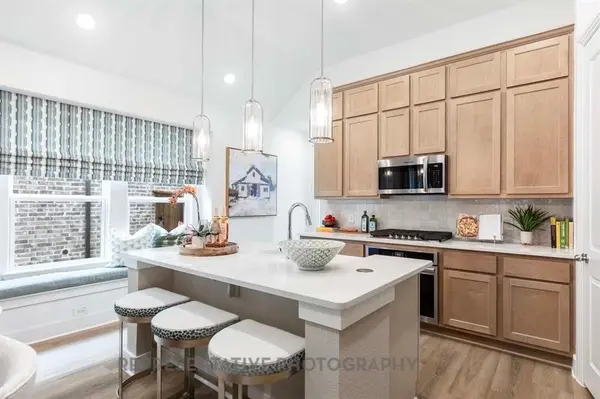 827 Willow Stream Drive, Lavon, TX 75166