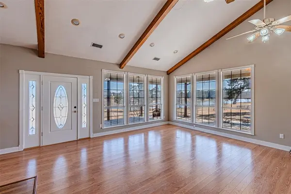 11786 County Road 4401, Larue, TX 75770