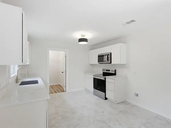 104 Live Oak Street, Sanctuary, TX 76020