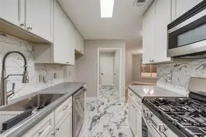 13030 Mitchwin Road, Farmers Branch, TX 75234