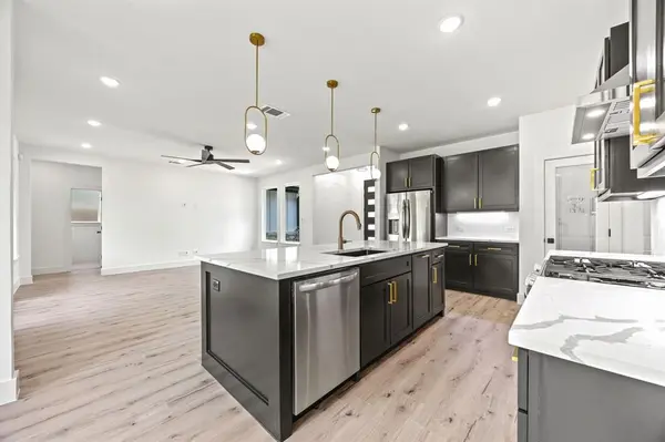 402 S Humphrey Avenue, Kerens, TX 75144