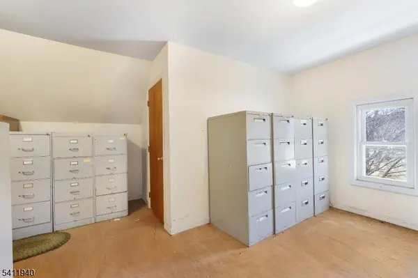 216 High St, Hackettstown Town, NJ 07840