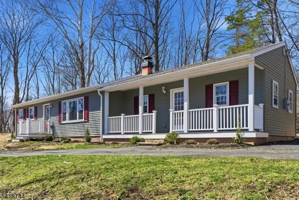 25 County Road 521, Hampton Twp., NJ 07860