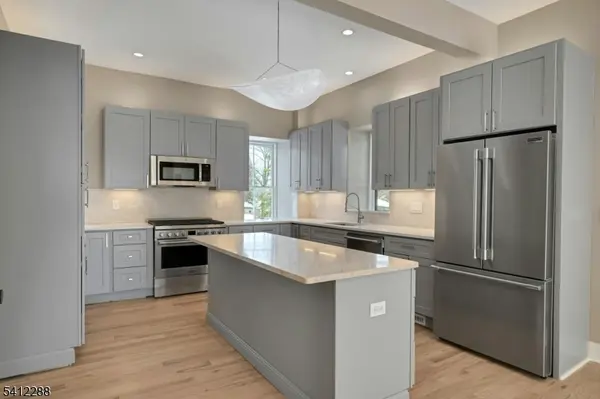 49 Park Ave #1, Madison Boro, NJ 07940