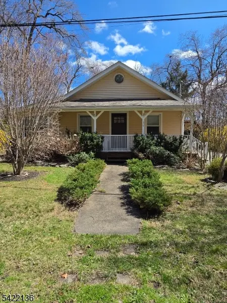 36 Julie Ln, Greenwood Lake, NJ 10926