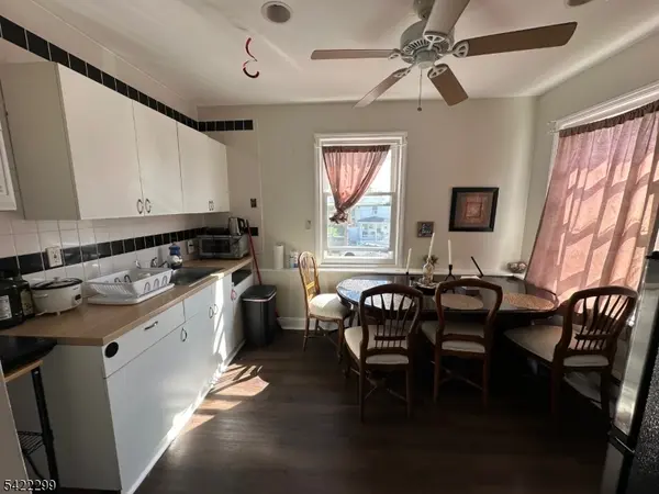 113 Pequannock St, Dover Town, NJ 07801