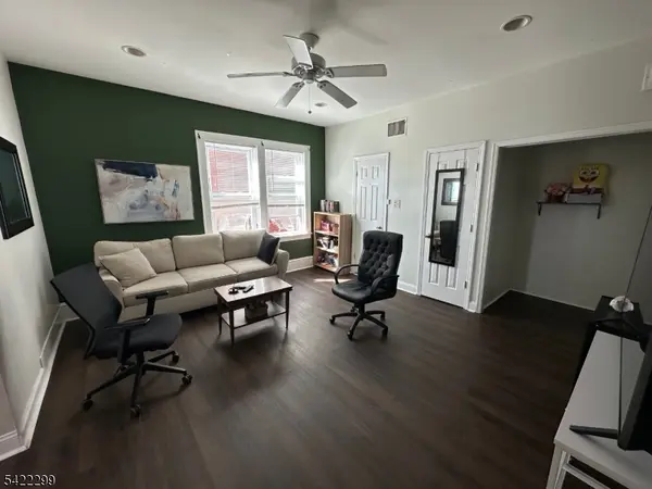 113 Pequannock St, Dover Town, NJ 07801