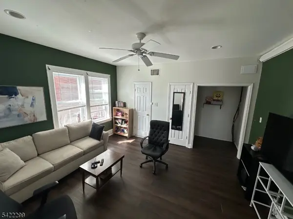 113 Pequannock St, Dover Town, NJ 07801