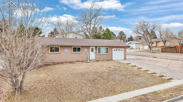 1498 Peterson RD, Colorado Springs, CO 80915