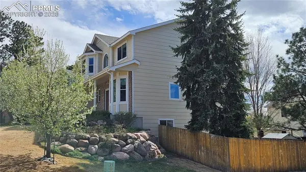 9630 Vinewood LN, Colorado Springs, CO 80920