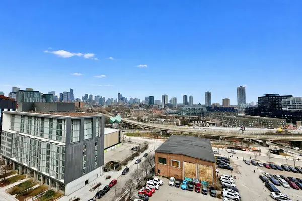 60 Tannery RD #1214, Toronto C08, ON M5A 0S8