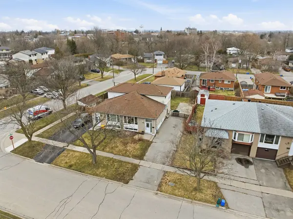 69 Little AVE, Clarington, ON L1C 1J8