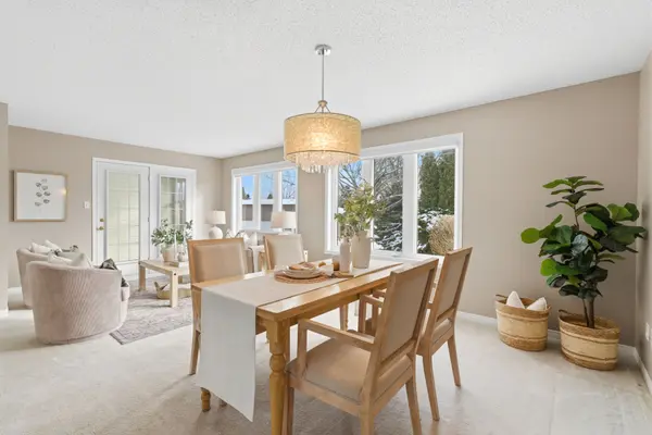 21 Heritage LN, Clarington, ON L1B 1A5