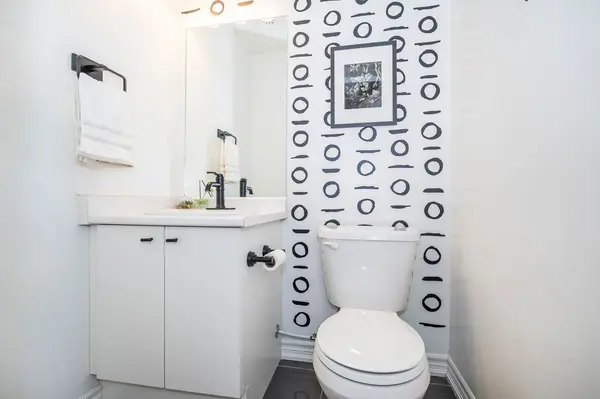 1040 Elton Way N/A #10, Whitby, ON L1N 0L3