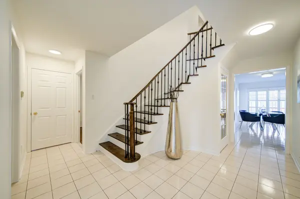 50 Summitcrest DR, Richmond Hill, ON L4S 1A7