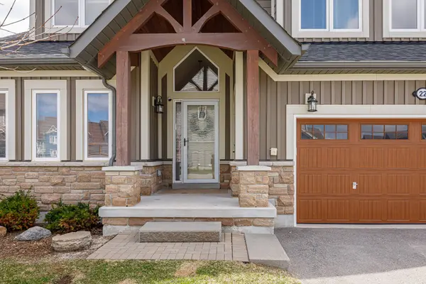 22 Kennedy AVE, Collingwood, ON L9Y 0Z5