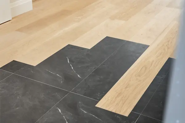 31 Marni LN, Springwater, ON L0L 2K0