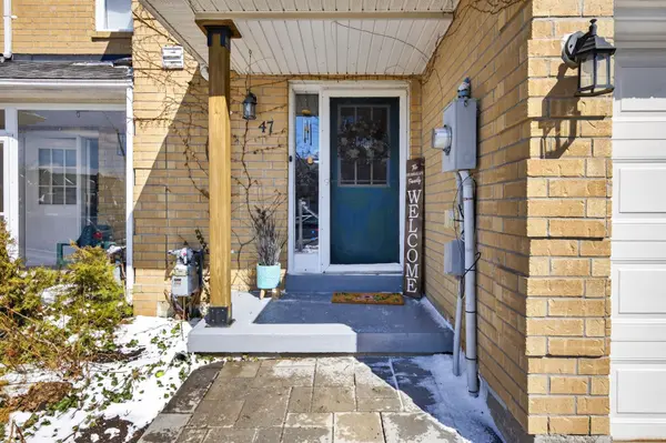 47 Lyfytt CRES, Barrie, ON L4N 7X5