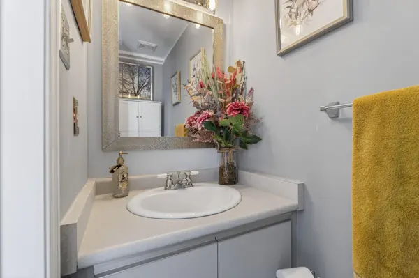 47 Lyfytt CRES, Barrie, ON L4N 7X5